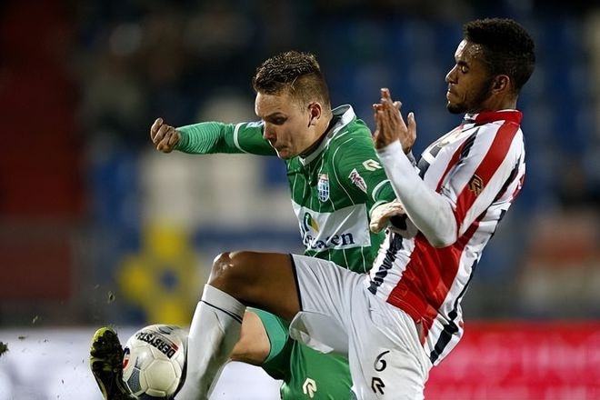 不仅吸引选 不仅吸引选